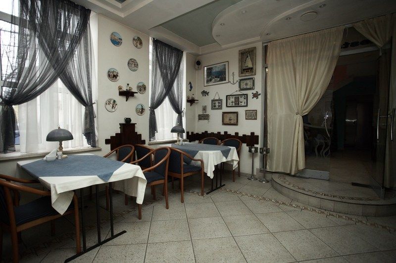 Mesogios Hotel Chisinau Luaran gambar
